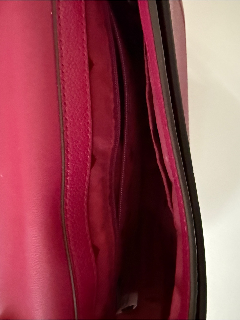 kate spade new york Small Crossbody Bag Blackberry Gold Magnetic Detachable - Picture 5 of 10